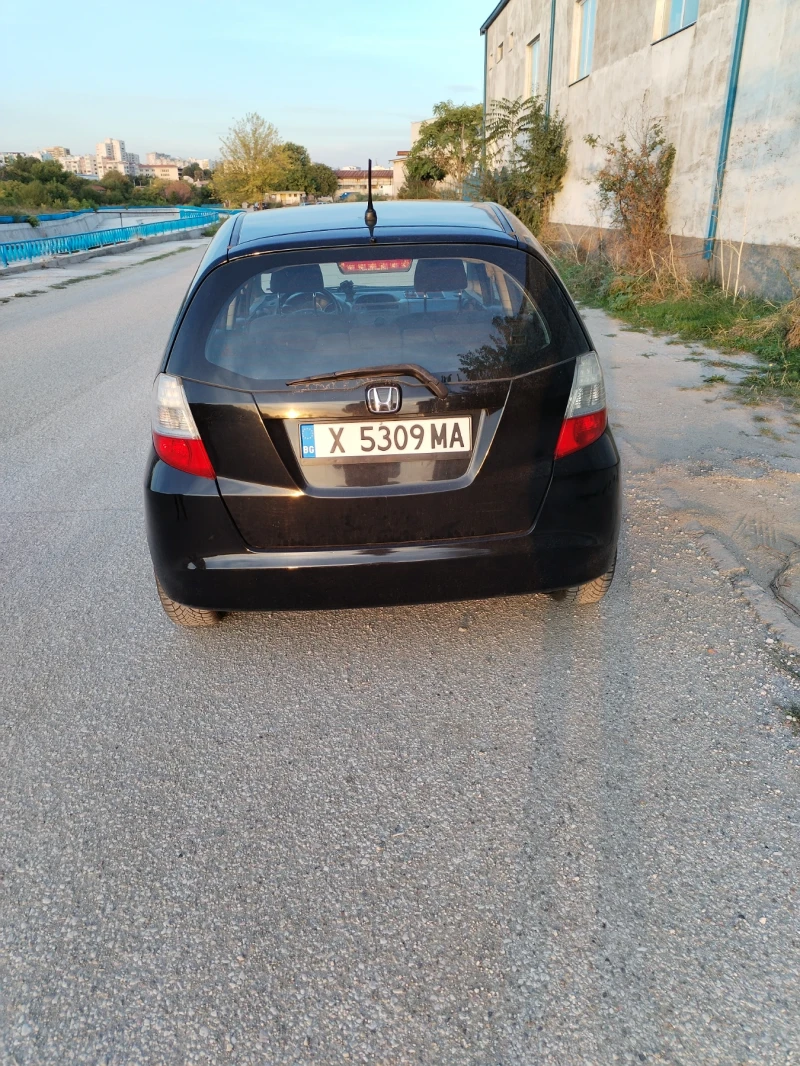 Honda Jazz, снимка 4 - Автомобили и джипове - 47345255