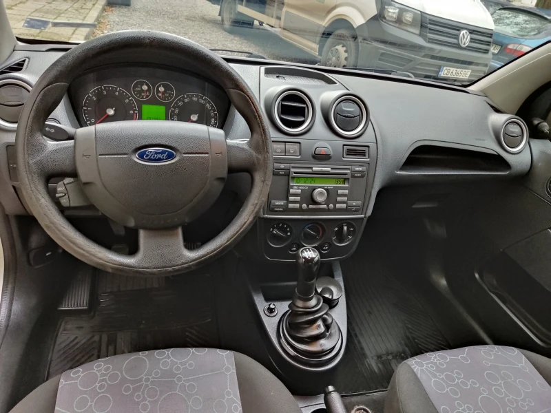 Ford Fiesta 1.3 8v Mk5.5, снимка 7 - Автомобили и джипове - 48678661