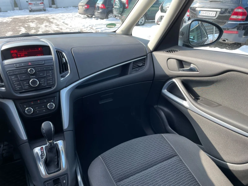 Opel Zafira 1.4/Automatic/7места, снимка 10 - Автомобили и джипове - 49199505