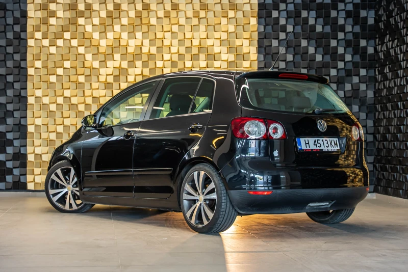 VW Golf Plus 1.9 , снимка 2 - Автомобили и джипове - 51505695