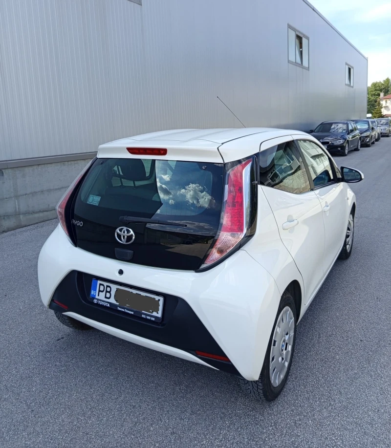 Toyota Aygo В Гаранция до 2028 г , снимка 8 - Автомобили и джипове - 51435438