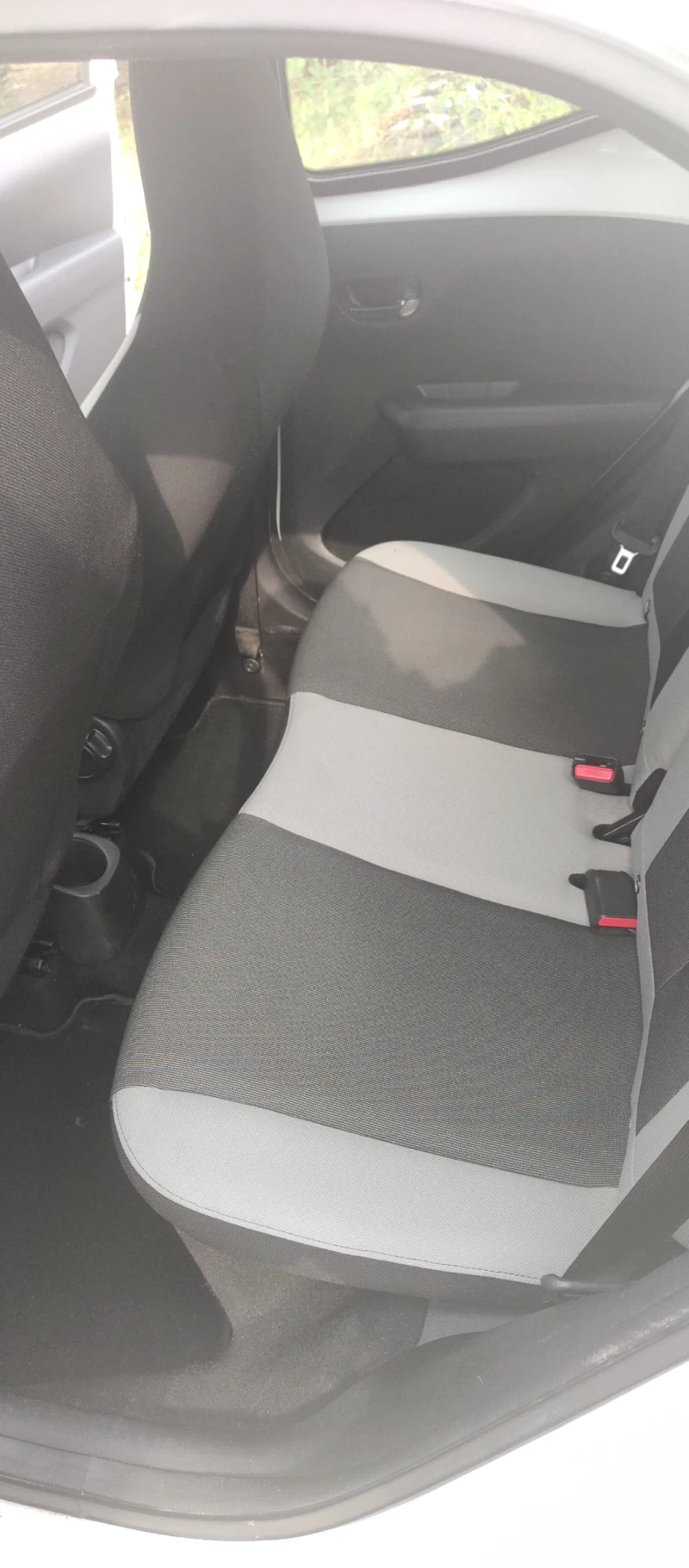 Toyota Aygo В Гаранция до 2028 г , снимка 15 - Автомобили и джипове - 51435438