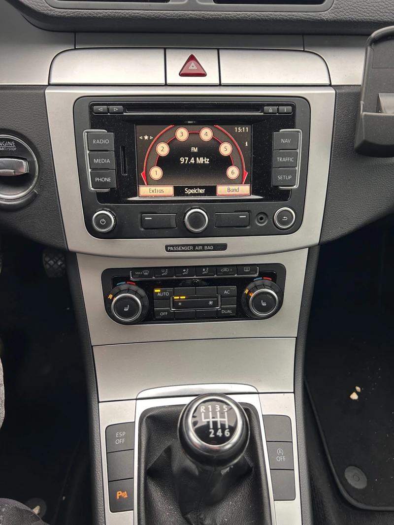 VW Passat 2.0TDI NAVI EURO 5, снимка 12 - Автомобили и джипове - 52576393