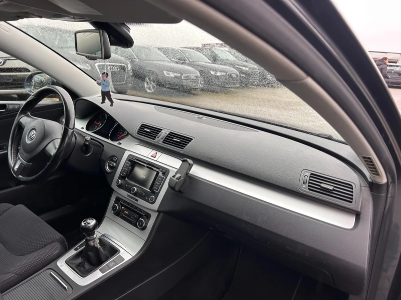 VW Passat 2.0TDI NAVI EURO 5, снимка 10 - Автомобили и джипове - 52576393