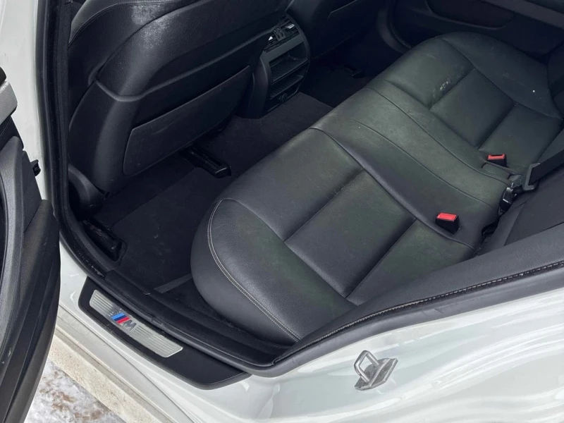 BMW 535 * 535i xDrive * CARFAX * ФИНАНСИРАНЕ, снимка 13 - Автомобили и джипове - 52717926