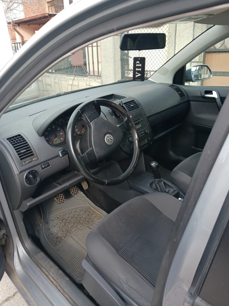 VW Polo, снимка 5 - Автомобили и джипове - 53036309