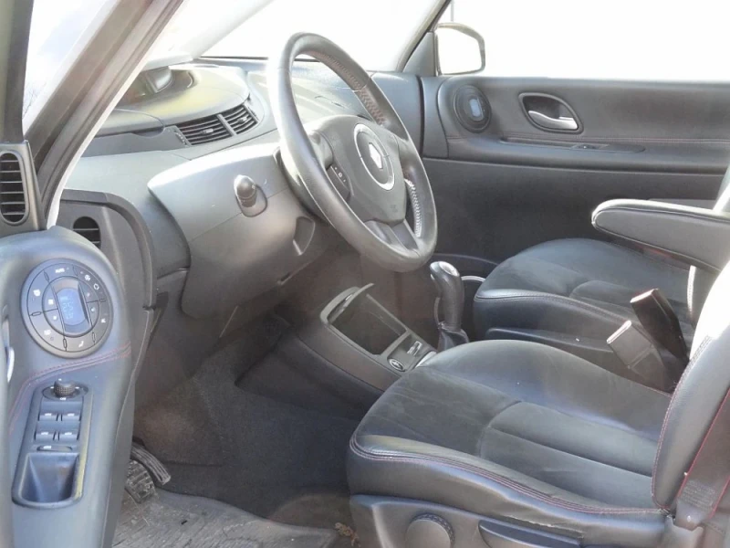 Renault Espace 2.0 dCi, регистриран, снимка 7 - Автомобили и джипове - 53135769