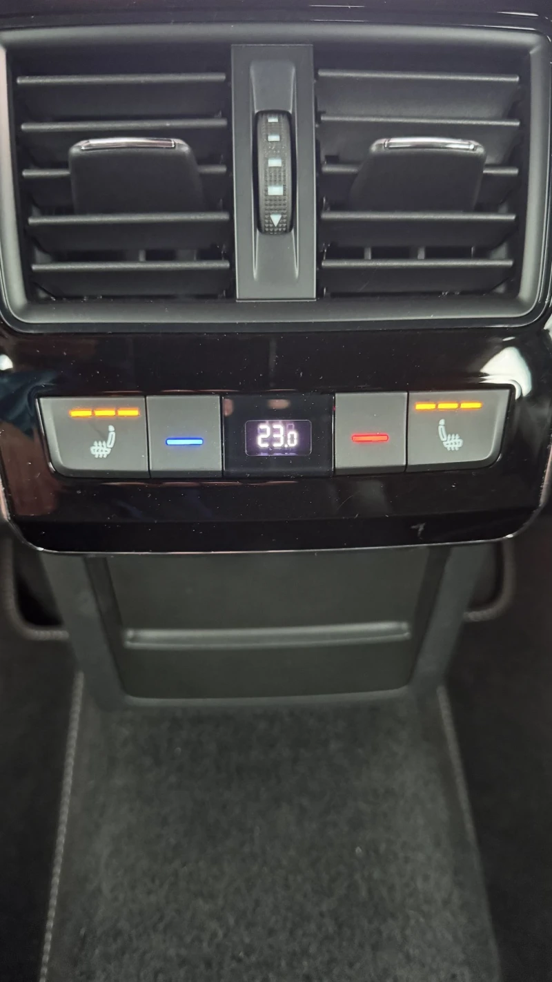 Skoda Superb, снимка 15 - Автомобили и джипове - 53410066