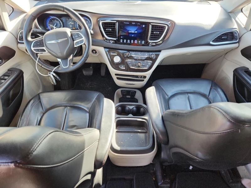 Chrysler Pacifica TOURING L, снимка 9 - Автомобили и джипове - 53593546