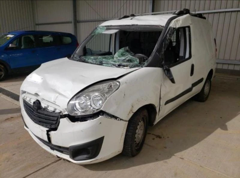 Opel Combo 1.3 дизел, снимка 1 - Автомобили и джипове - 34913851