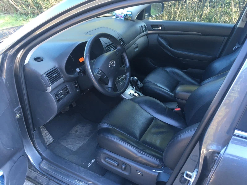 Toyota Avensis 2.4 - 8900 лв. - 88622384 1