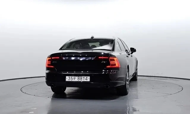 Volvo S90 D5 AWD 98000км - изображение 4