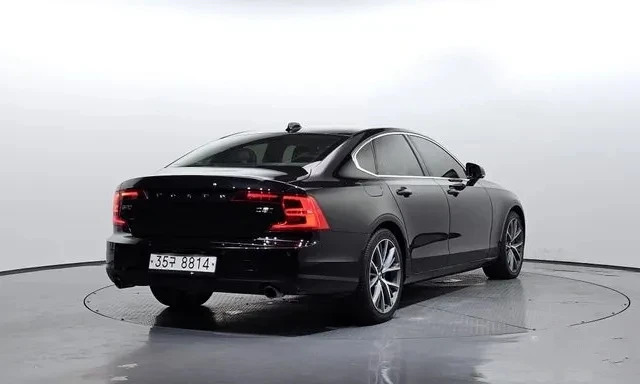 Volvo S90 D5 AWD 98000км - изображение 2