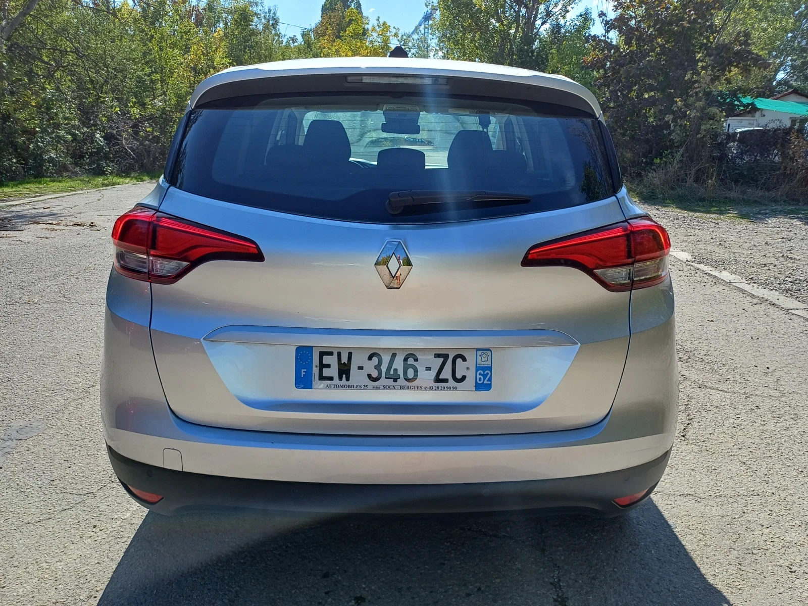 Renault Scenic 1.5 dCi Energy Business - изображение 6