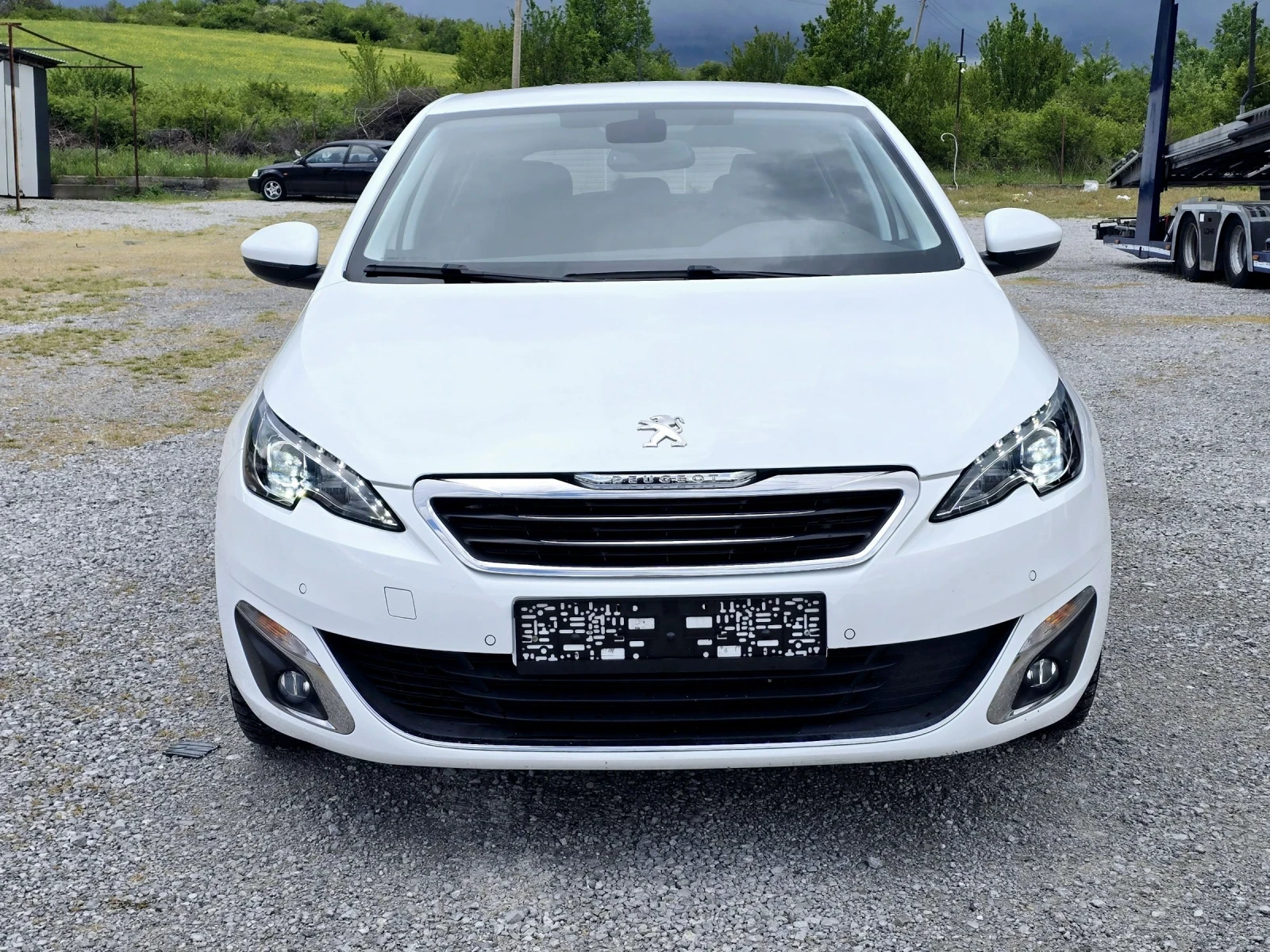 Peugeot 308 1.6 HDI * ALLURE * FULL LED * EURO 6 - изображение 2