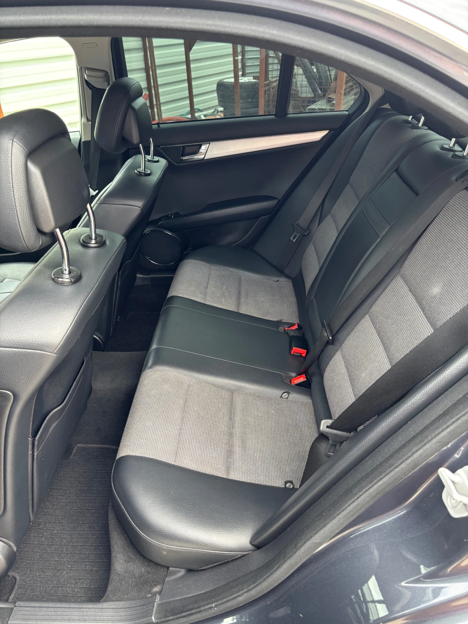 Mercedes-Benz C 200 Avantgarde  - изображение 6