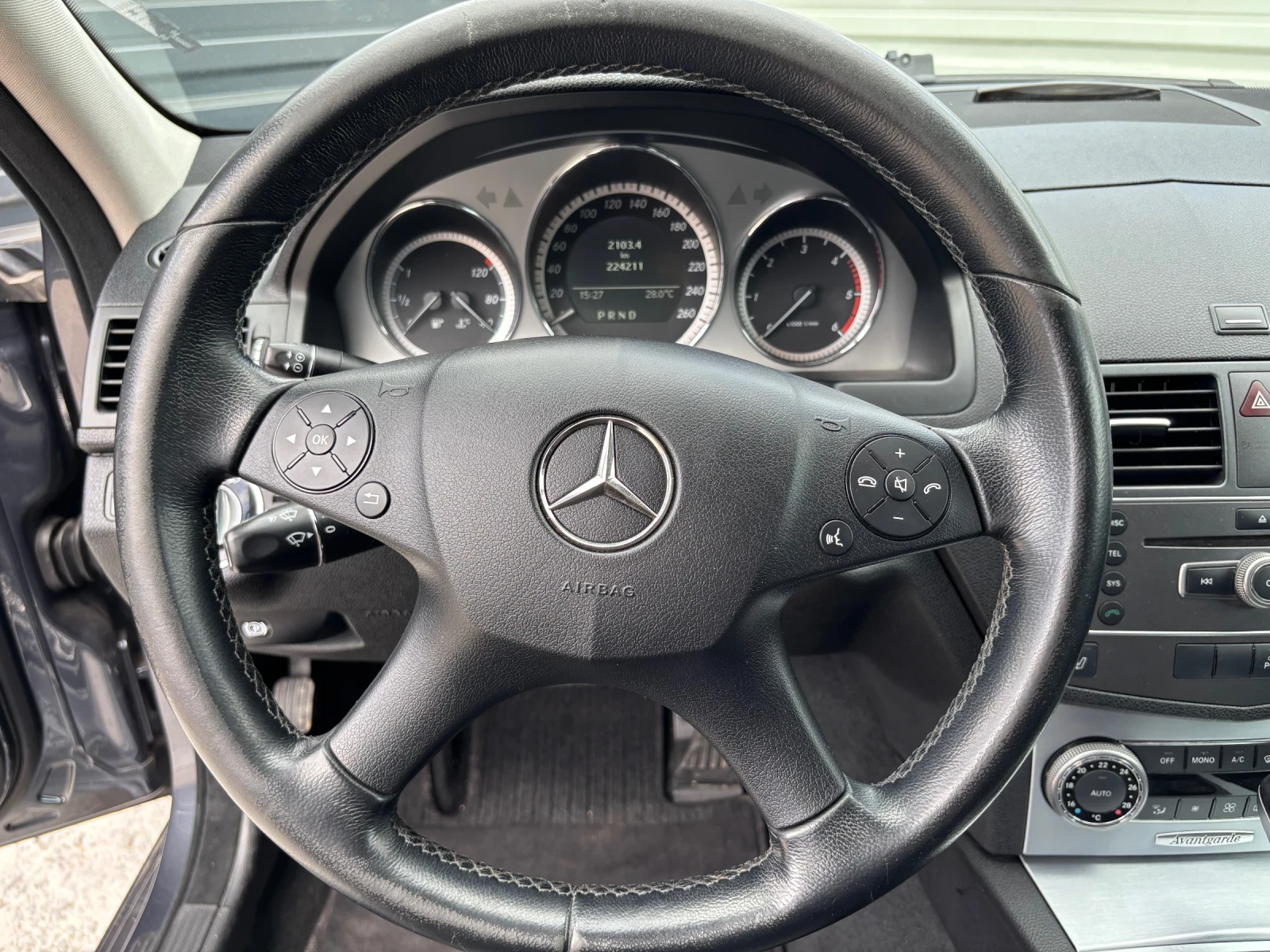 Mercedes-Benz C 200 Avantgarde  - изображение 7