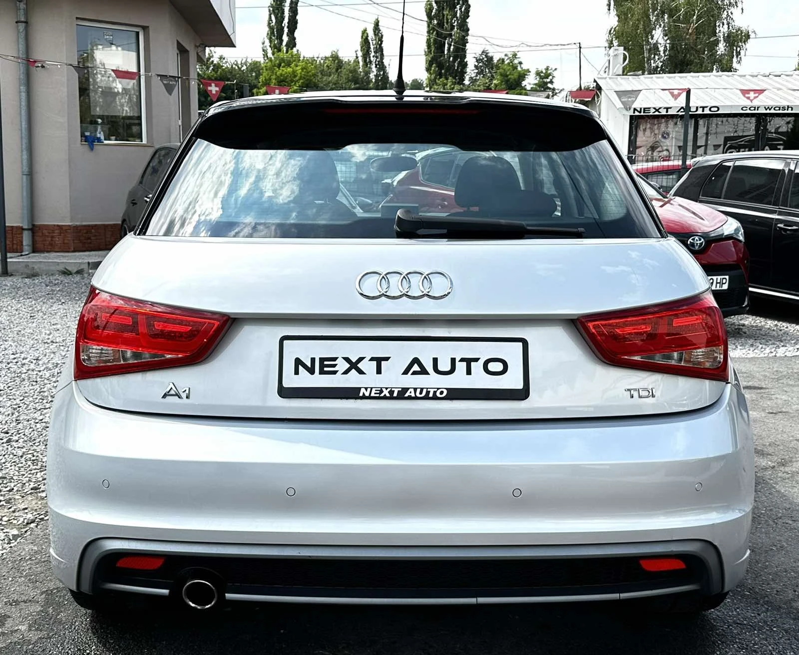 Audi A1 SPORTBACK 1.6TDI 90HP S LINE - изображение 6