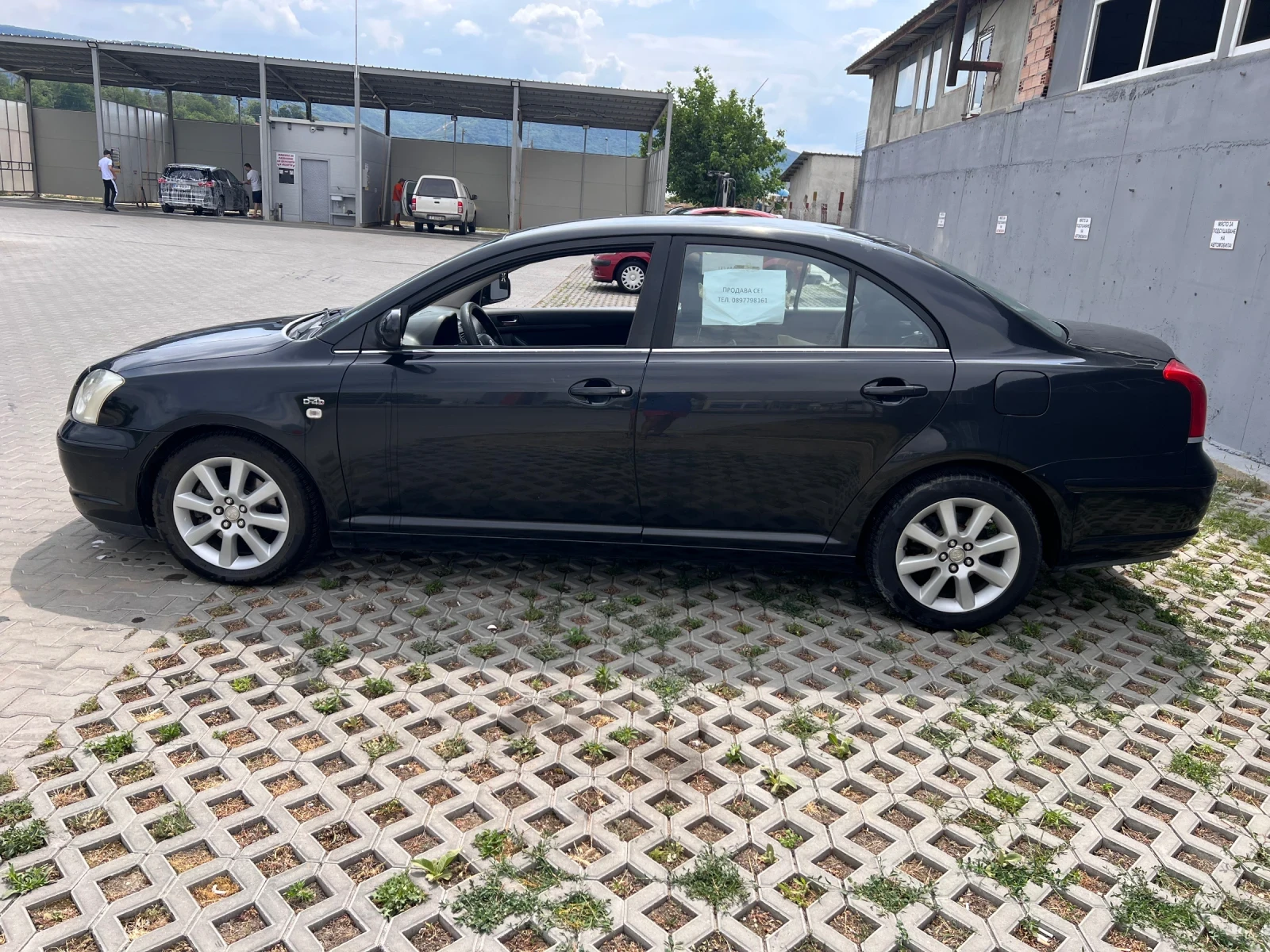 Toyota Avensis  - изображение 3