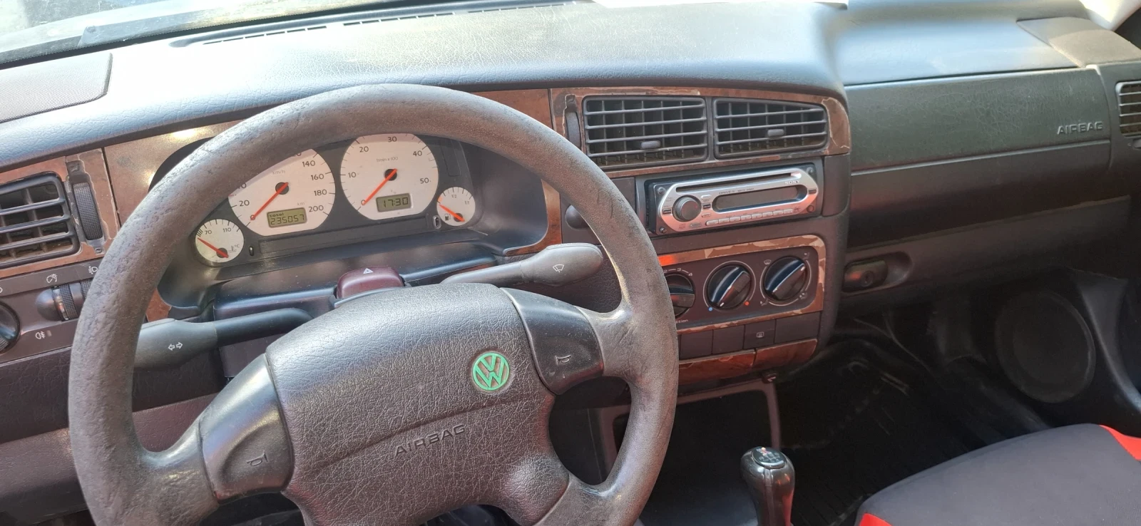 VW Golf  - изображение 9