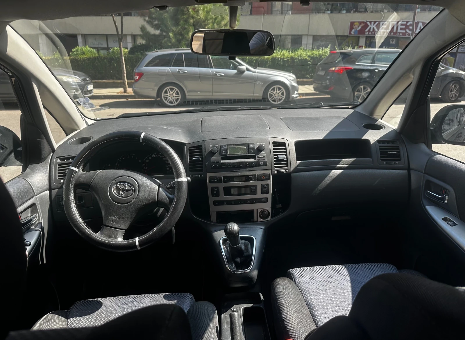 Toyota Corolla verso 1.6 - изображение 7
