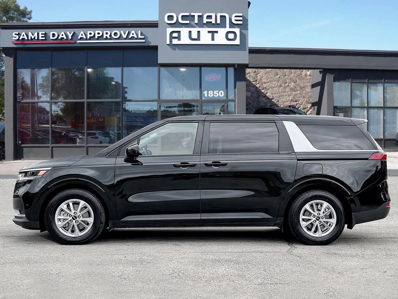 Kia Carnival LX / 3.5 V6 / 7 Seats - изображение 3