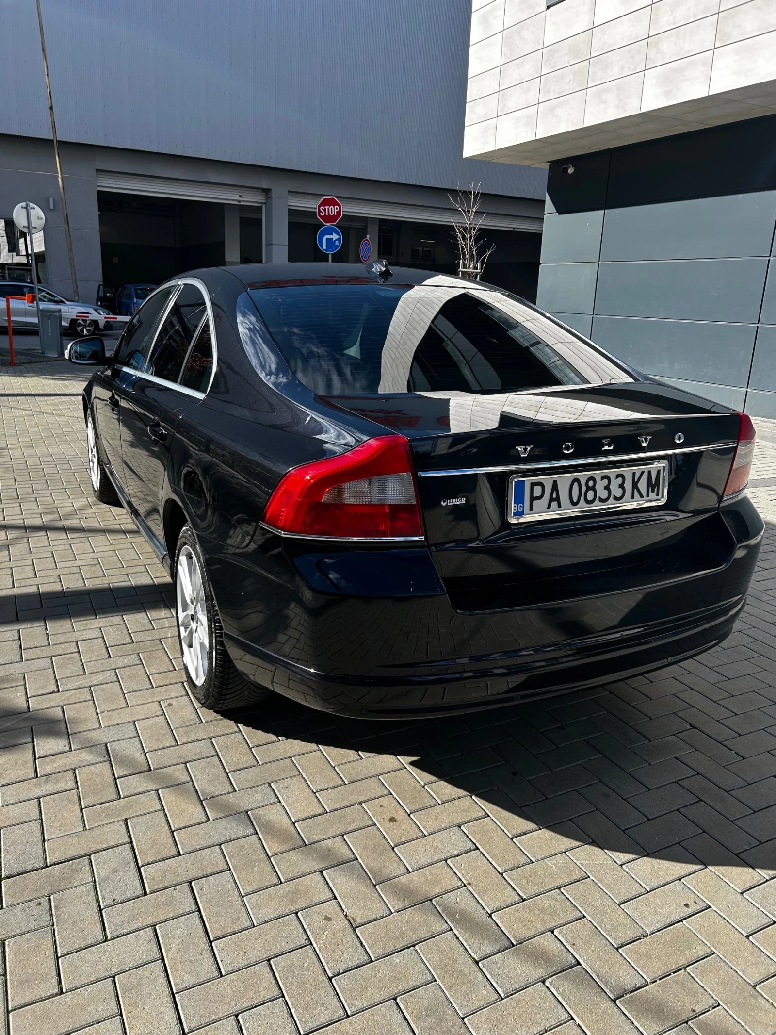 Volvo S80  - изображение 7