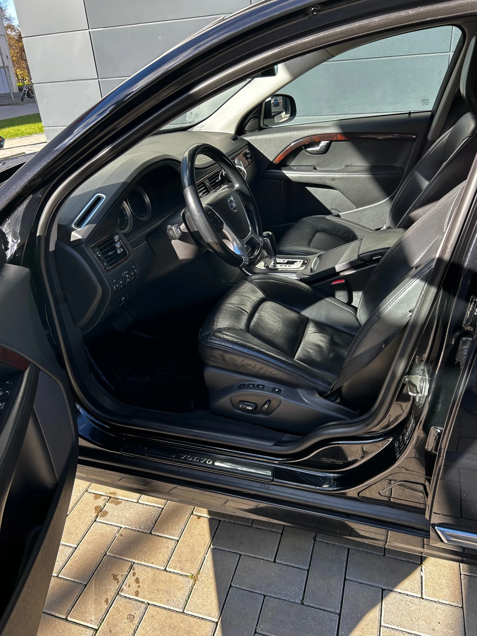 Volvo S80  - изображение 9