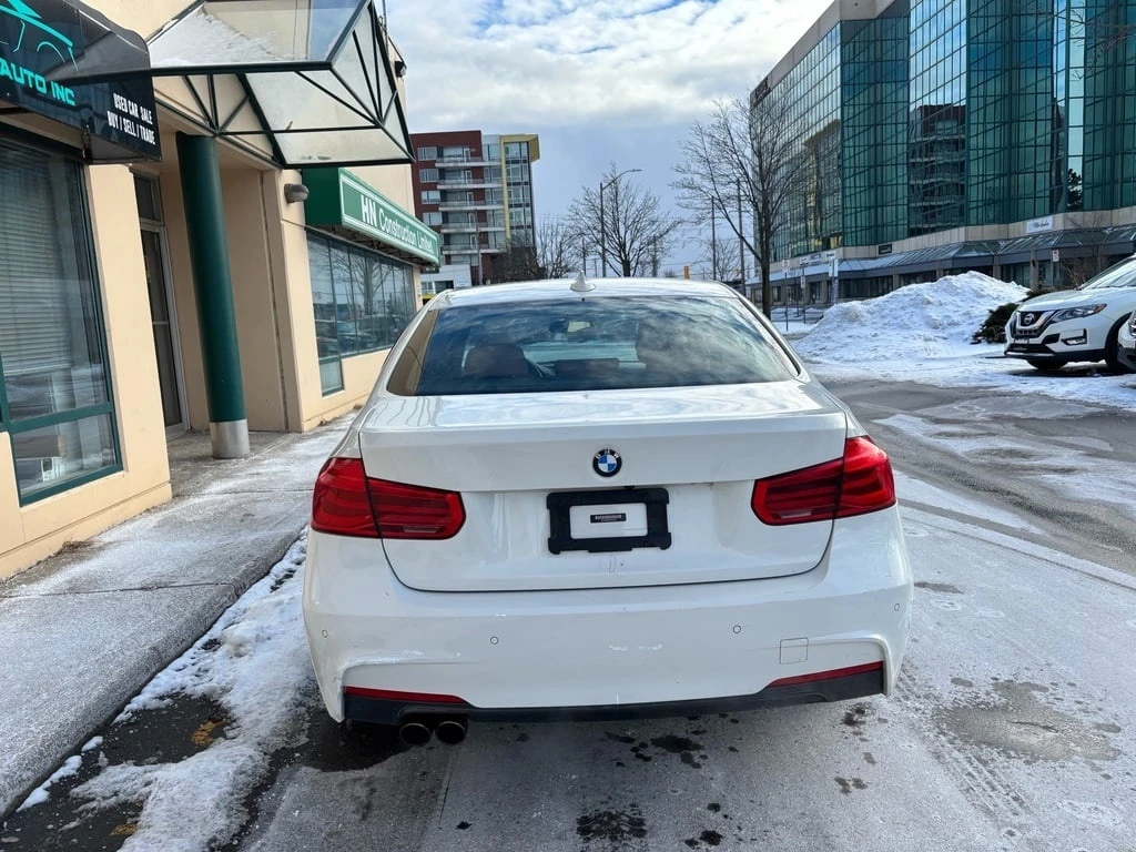 BMW 330 * 330i xDrive Sedan * CARFAX * ���� �� �� | Mobile.bg � ����������� 5