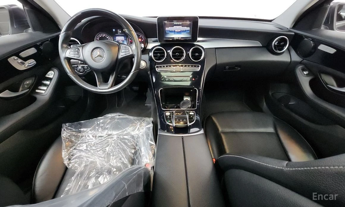 Mercedes-Benz C 200  - изображение 7