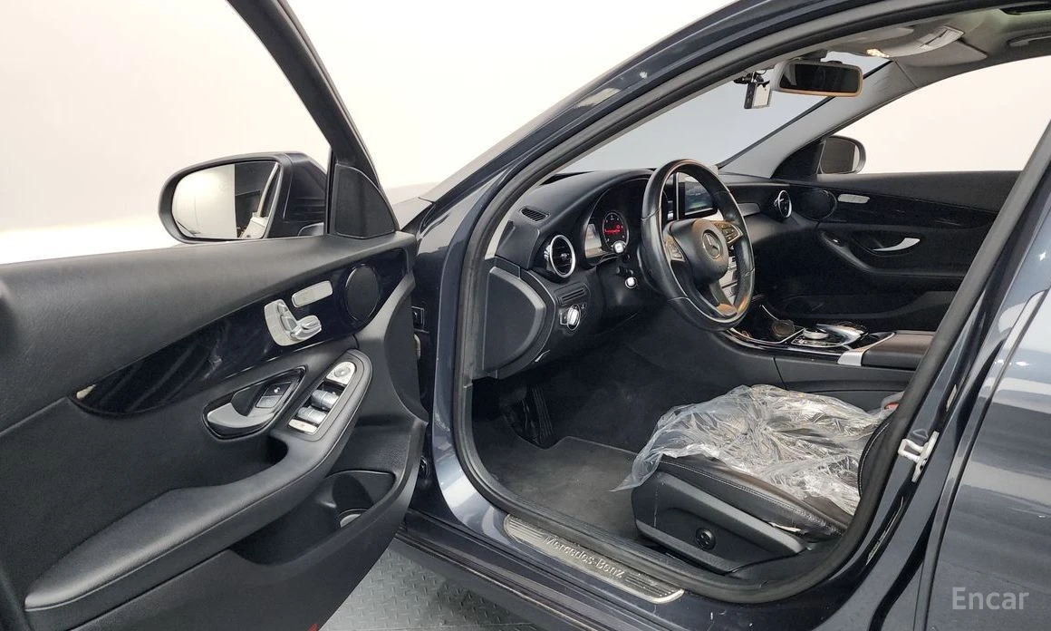 Mercedes-Benz C 200  - изображение 10