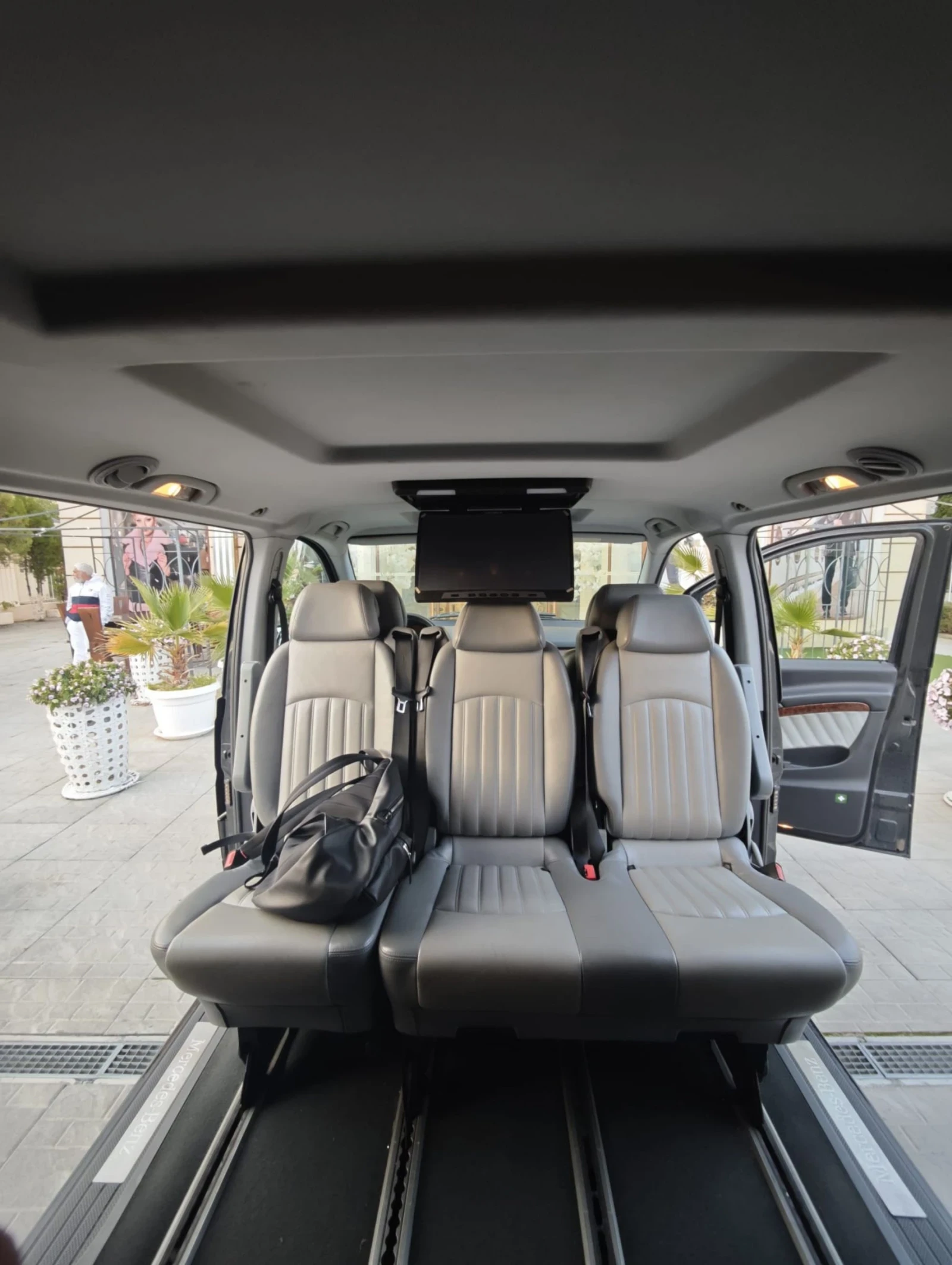 Mercedes-Benz Viano, снимка 4 - Автомобили и джипове - 53611110