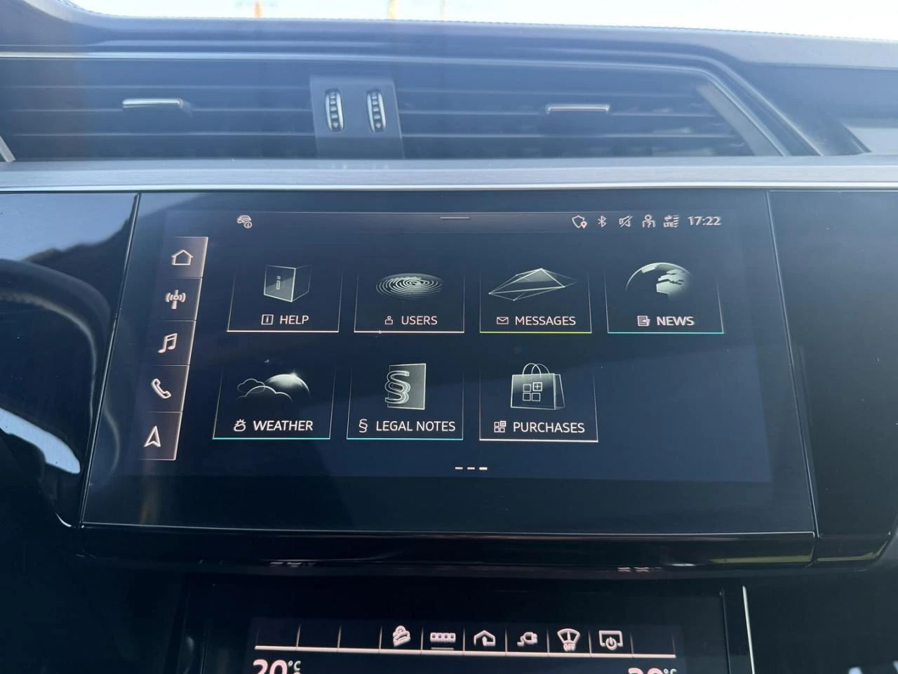 Audi E-Tron Technik * Pano * В ГАРАНЦИЯ* AвтоКредит * ЦЕНА ДО , снимка 12 - Автомобили и джипове - 53842395