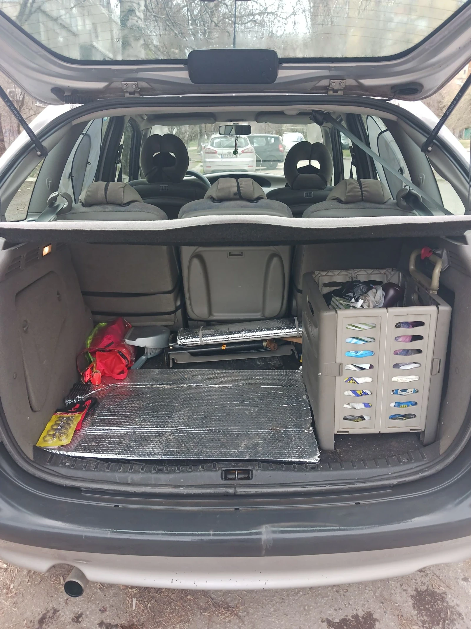 Citroen Xsara picasso, снимка 12 - Автомобили и джипове - 53980200