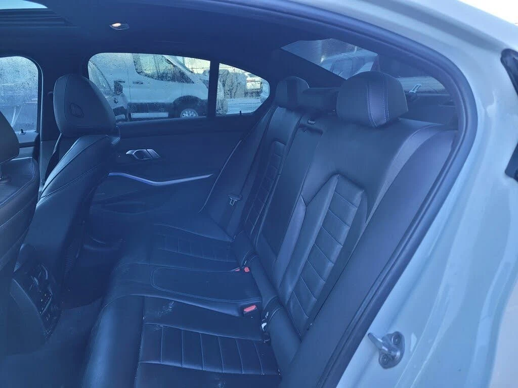 BMW 340 * М-Package* * HeadUp* AвтоКредит* (ЦЕНА ДО БГ), снимка 16 - Автомобили и джипове - 54116122