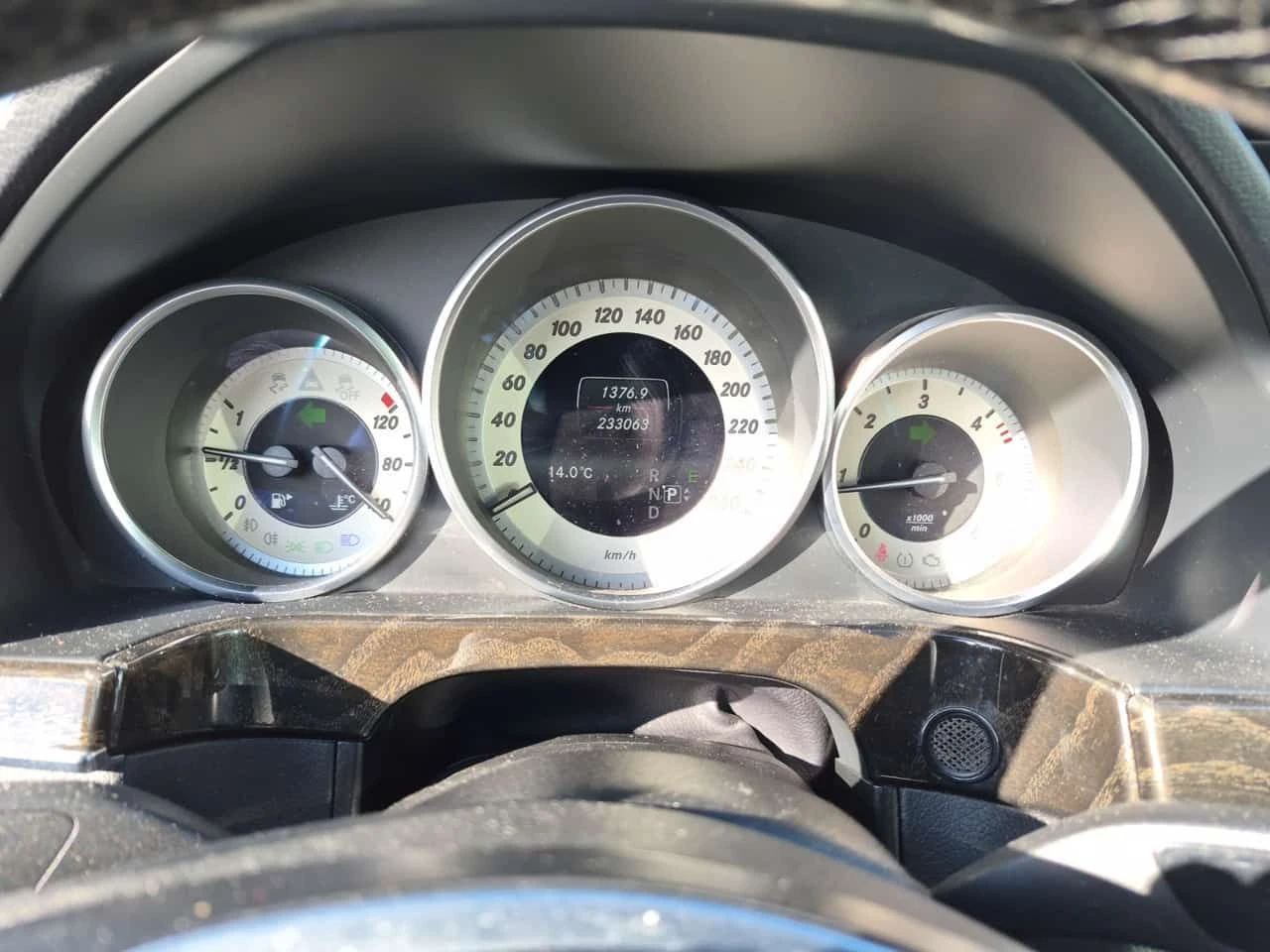 Mercedes-Benz E 250 ��� �����/BlueTEC/CARFAX/�������/�����/�����/360 � | Mobile.bg � ����������� 9