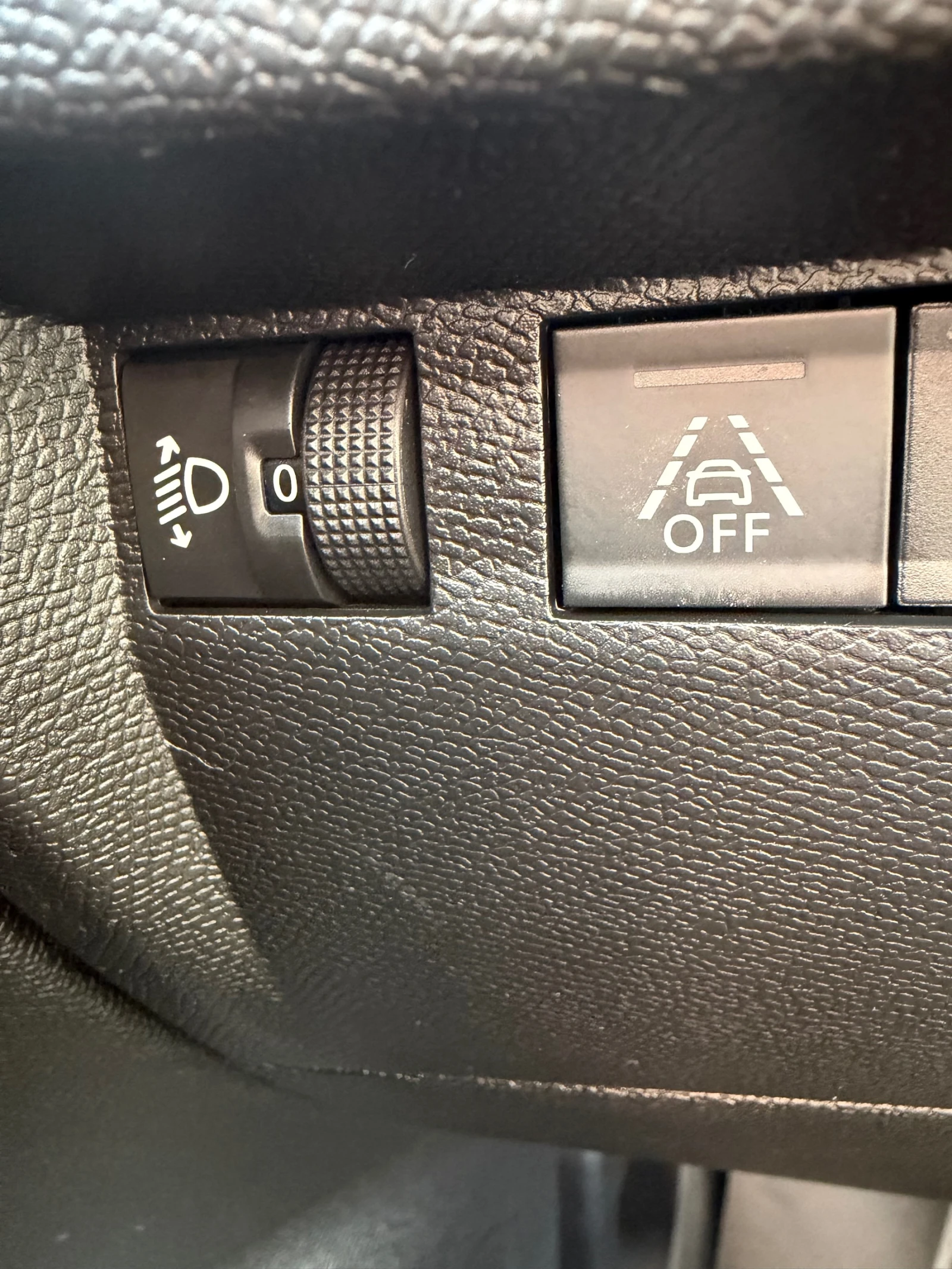Citroen C4 529 KM �������� CAMERA DISTR LINE ASST CAR PLAY | Mobile.bg � ����������� 17