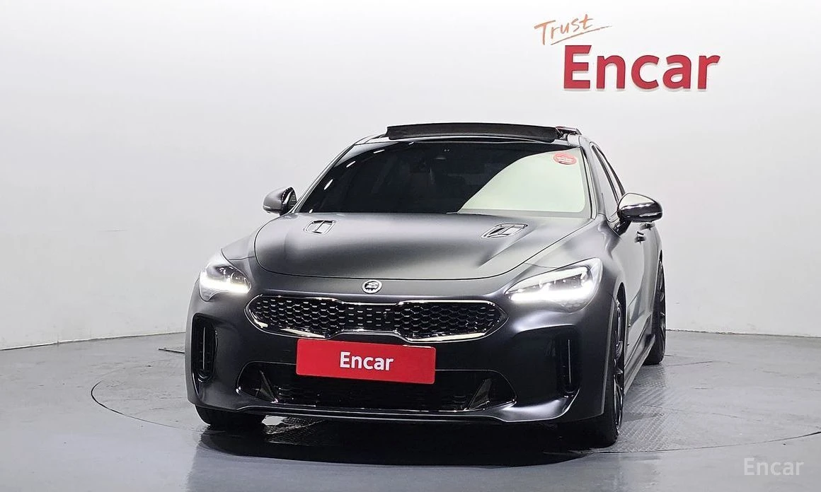 Kia Stinger, снимка 3 - Автомобили и джипове - 54573750
