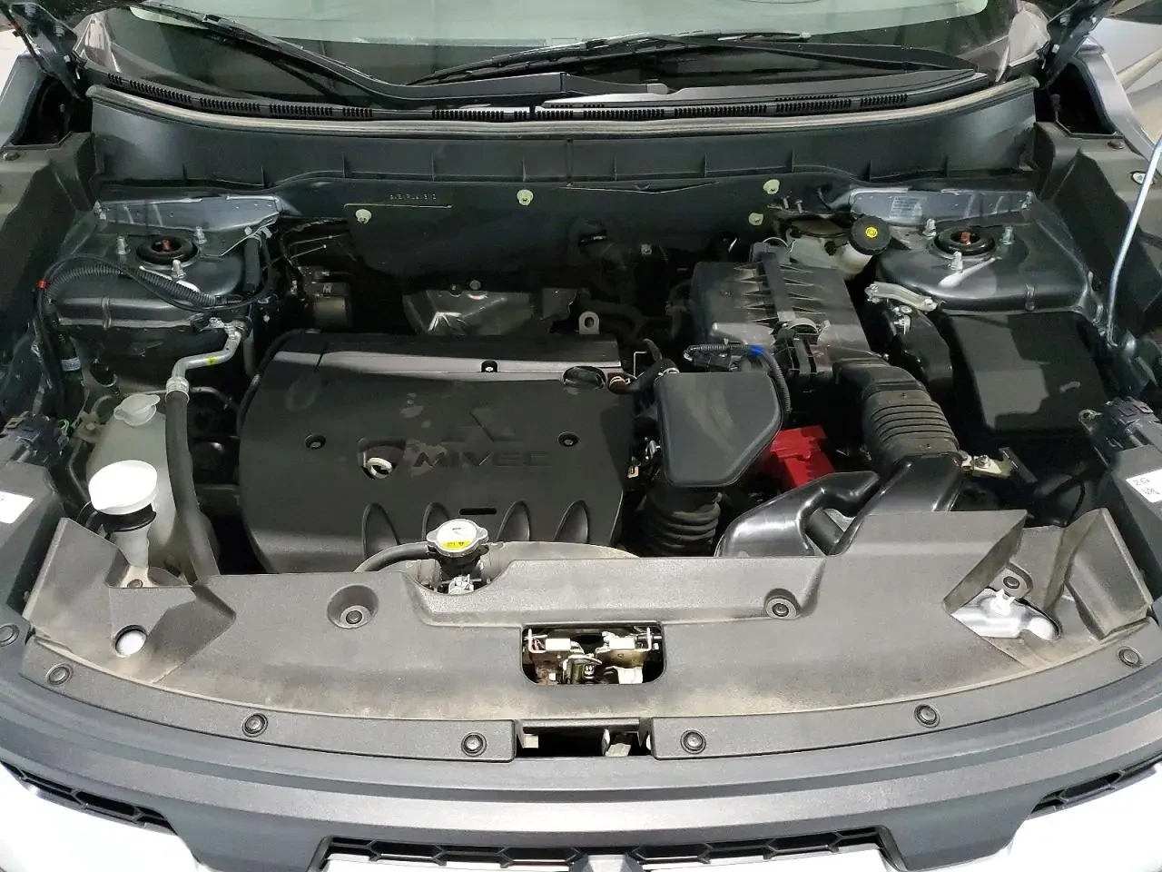 Mitsubishi RVR SE, снимка 12 - Автомобили и джипове - 54639614