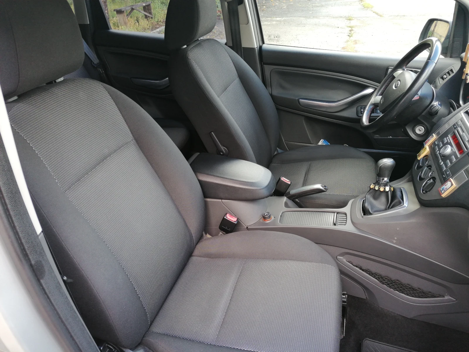 Ford C-max, снимка 8 - Автомобили и джипове - 54829436