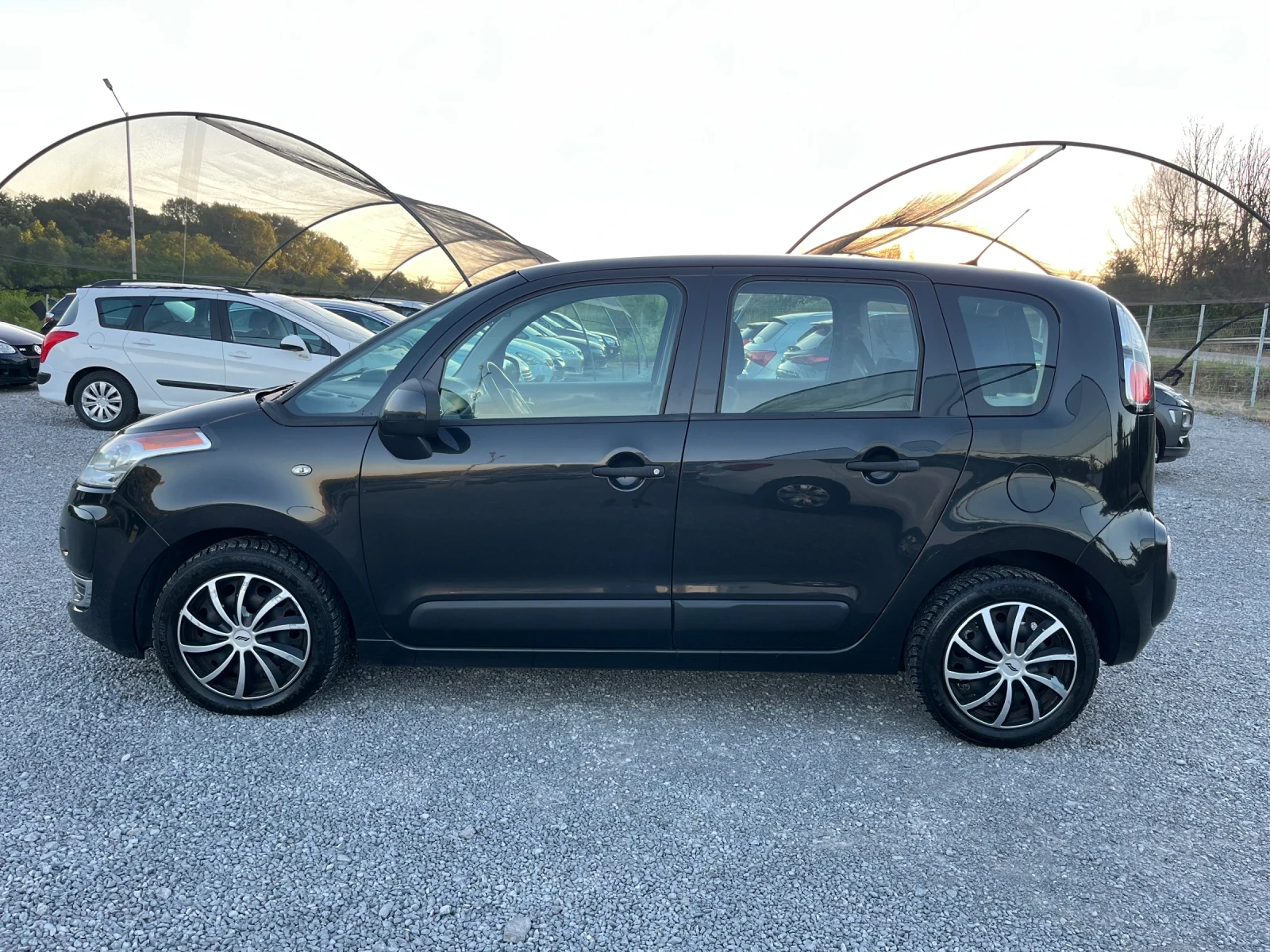Citroen C3 Picasso 1.6 HDI, снимка 3 - Автомобили и джипове - 55162883
