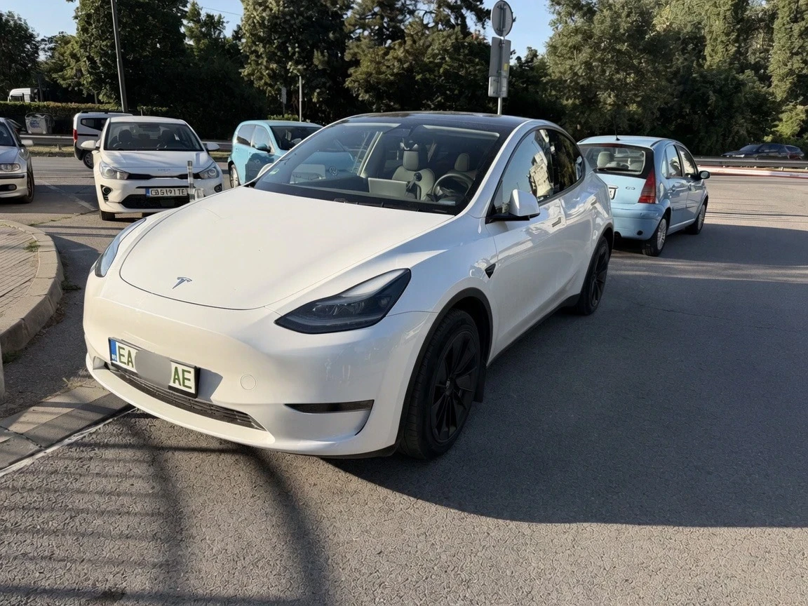 Tesla Model Y LR Berlin