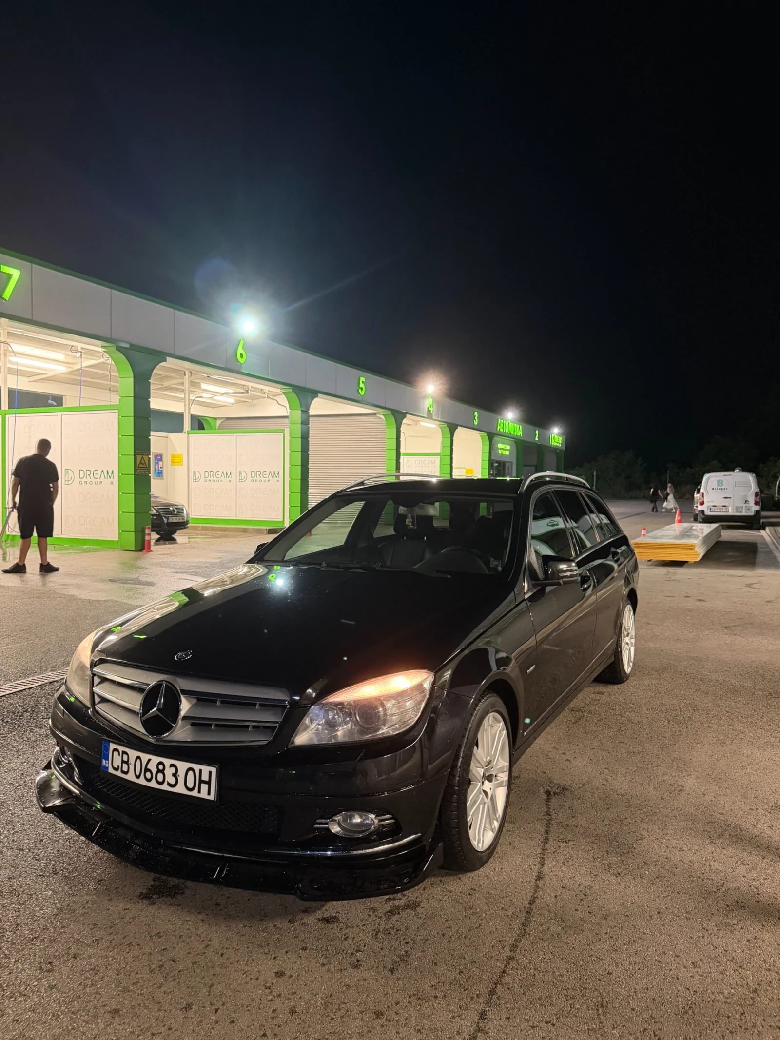 Mercedes-Benz C 220, снимка 7 - Автомобили и джипове - 55594491