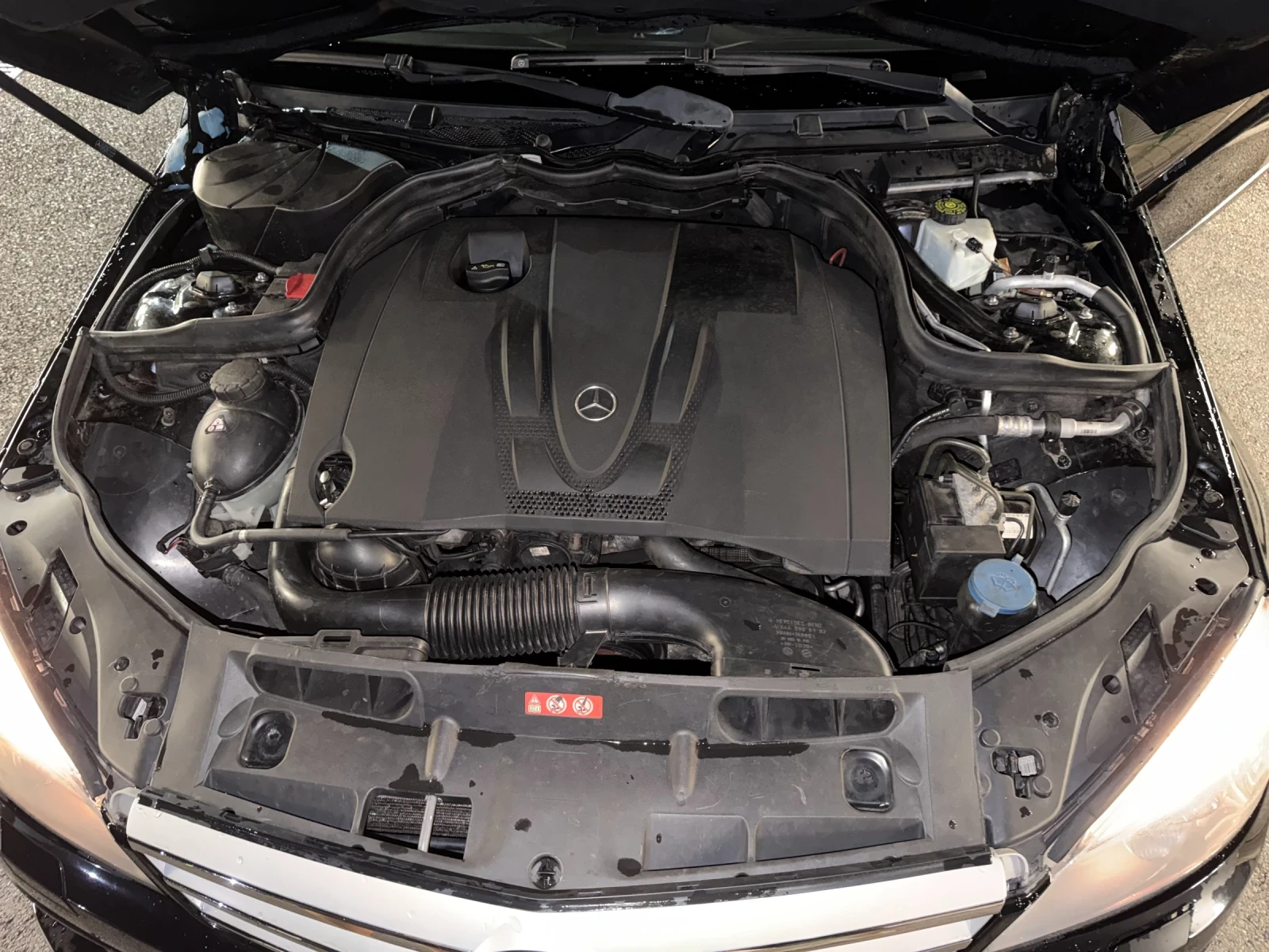 Mercedes-Benz C 220, снимка 12 - Автомобили и джипове - 55594491