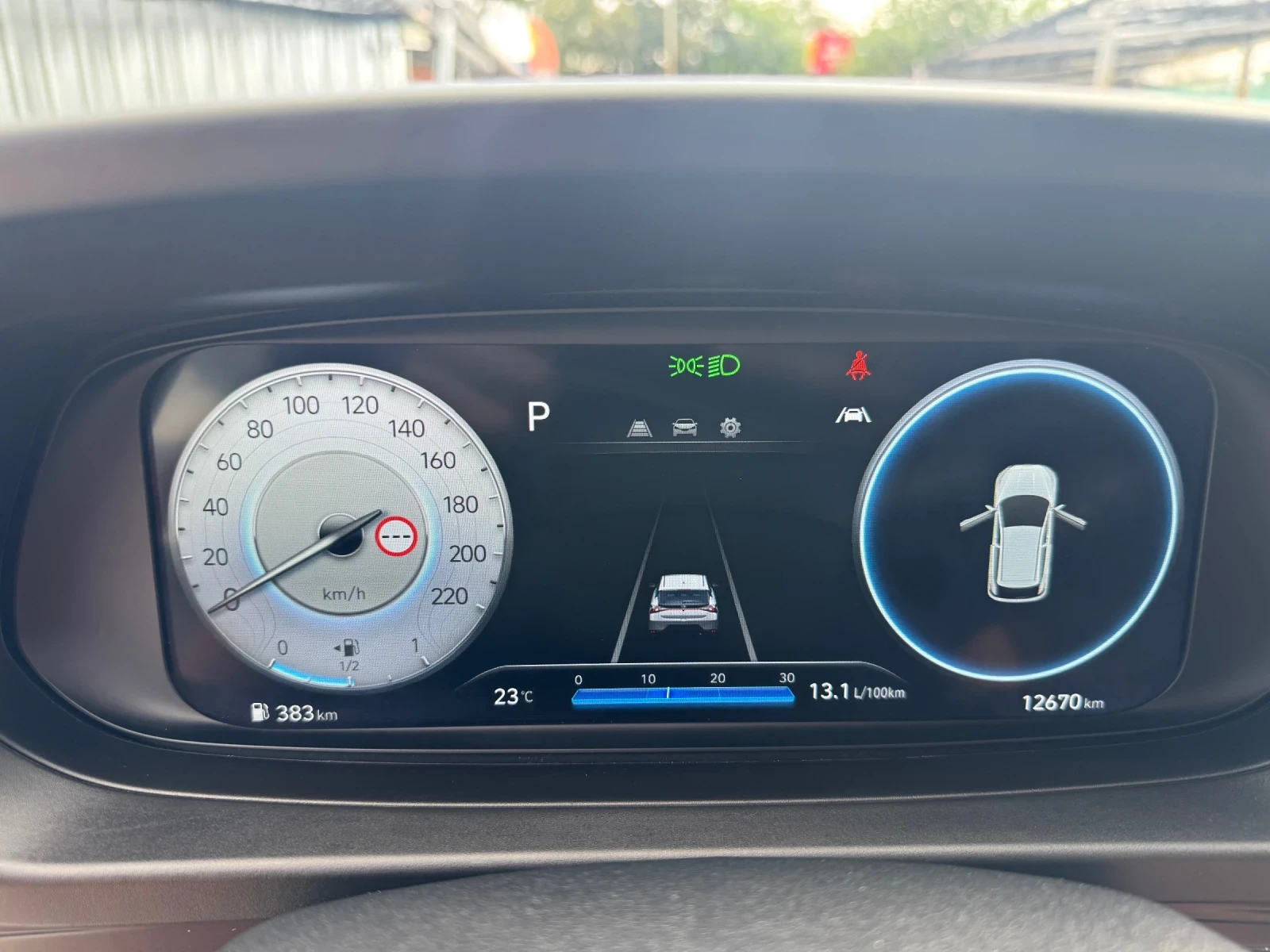 Hyundai I20 1.0T-GDI DCT, 12000KM, DISTRONIC, снимка 15 - Автомобили и джипове - 55831232