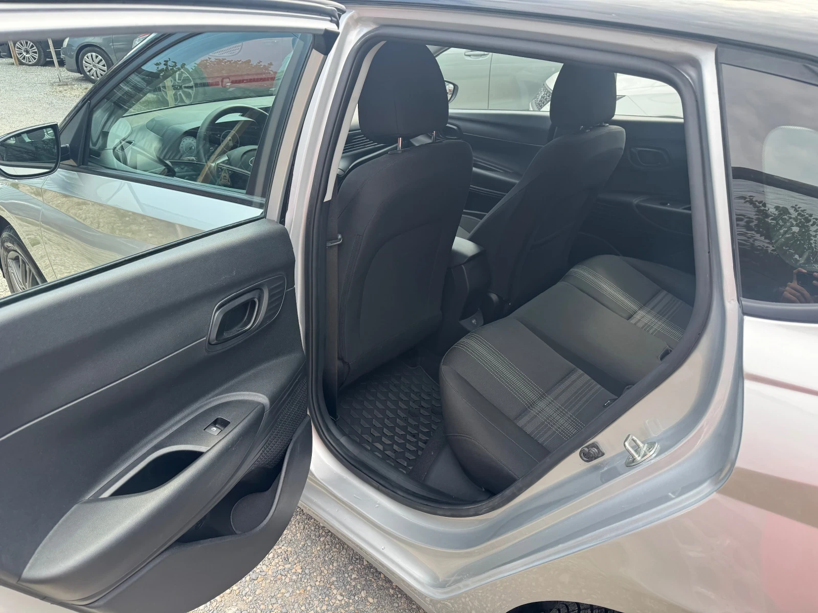 Hyundai I20 1.0T-GDI DCT, 12000KM, DISTRONIC, снимка 8 - Автомобили и джипове - 55831232