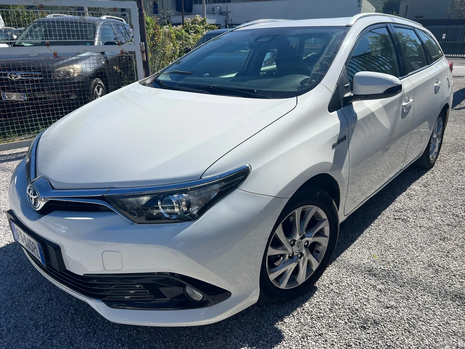 Toyota Auris 1.8 Hibrid 99konq Evro 6