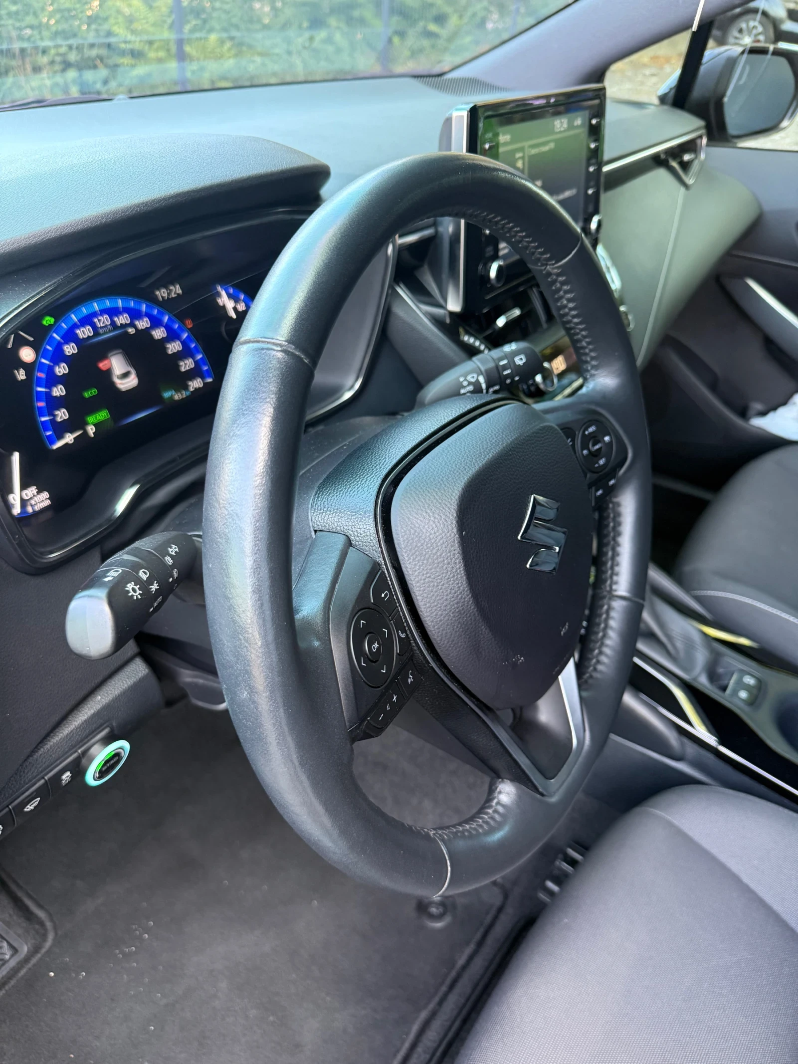 Toyota Corolla 1.8/SUZUKI/SWACE/HYBRID/GAZ, снимка 14 - Автомобили и джипове - 56155467