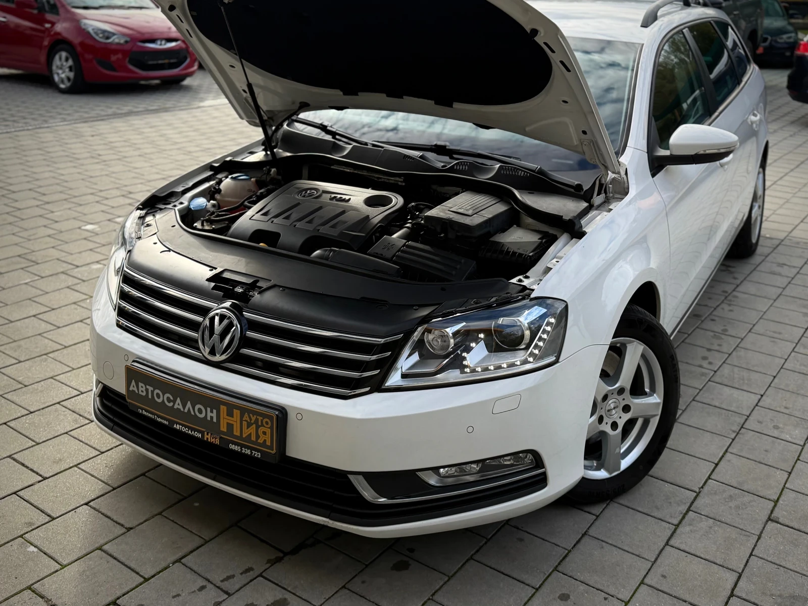 VW Passat 2.0TDI * LED* NAVI* , снимка 14 - Автомобили и джипове - 56567416