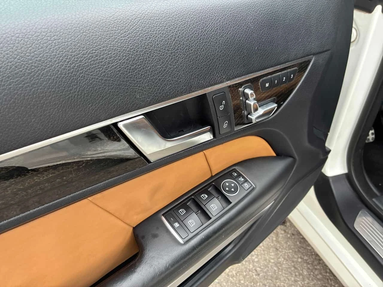 Mercedes-Benz E 55 * 550 * CARFAX * ���� �� �� | Mobile.bg � ����������� 10